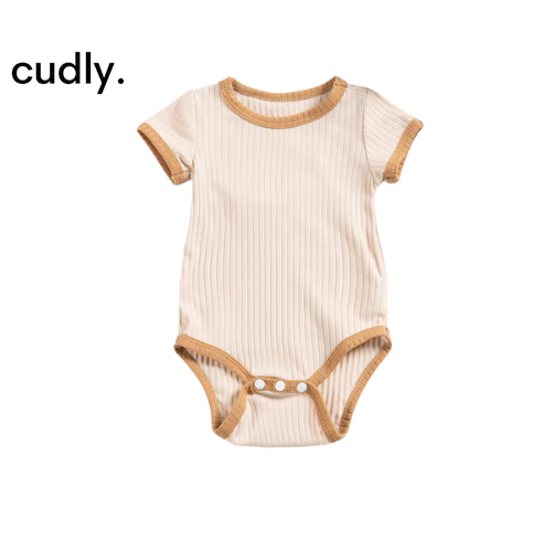 Summer Baby Triangle Romper 0-3M – Stylish Solid Colored Infant Bodysuit